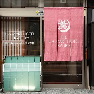Hotel The L.a. Mart ***